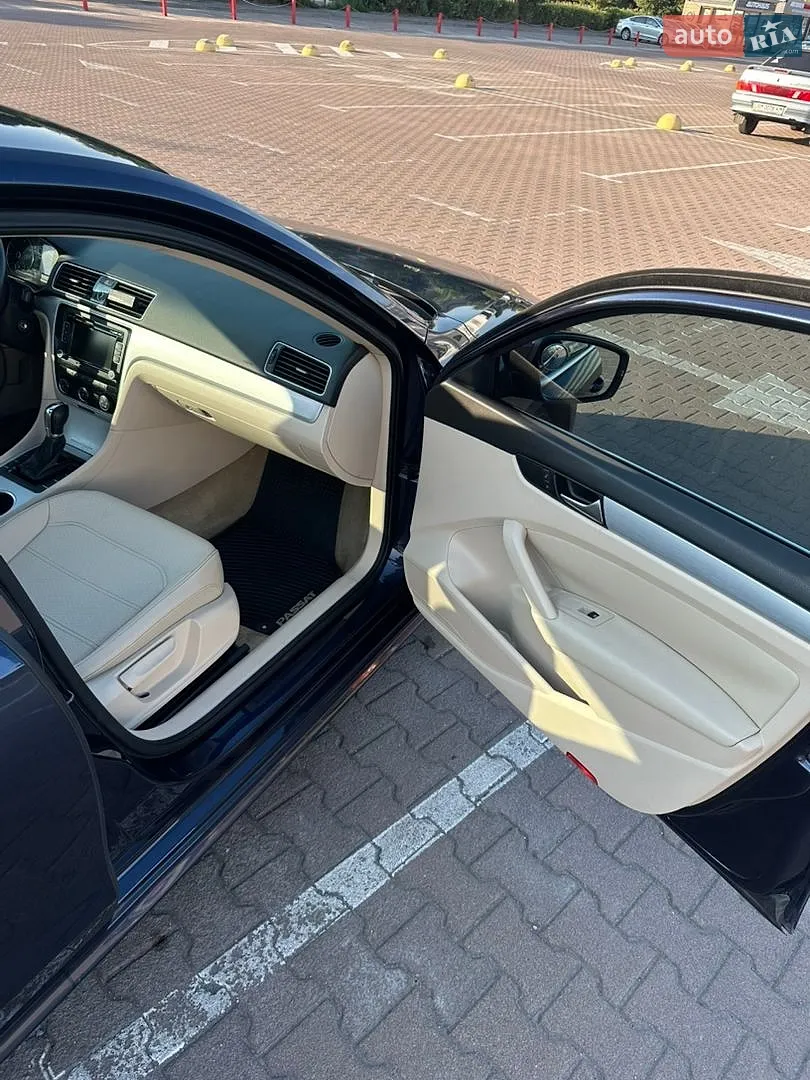 2013 Volkswagen Passat - мініатюра 13