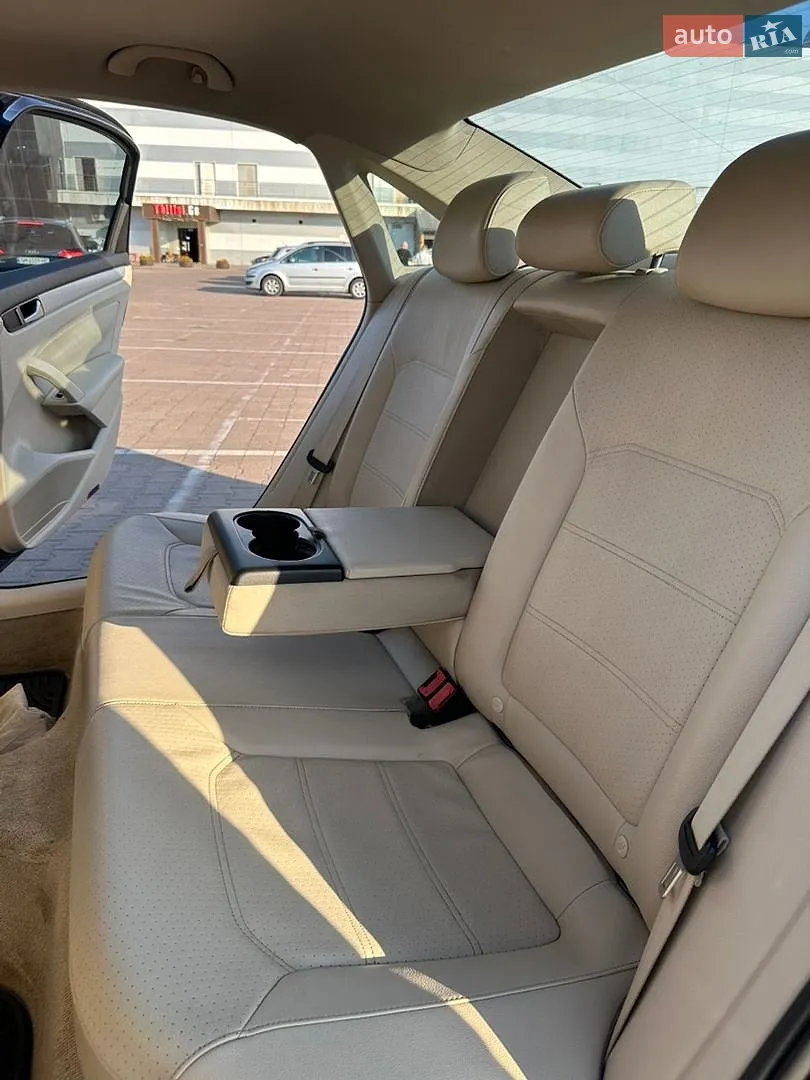 2013 Volkswagen Passat - мініатюра 28