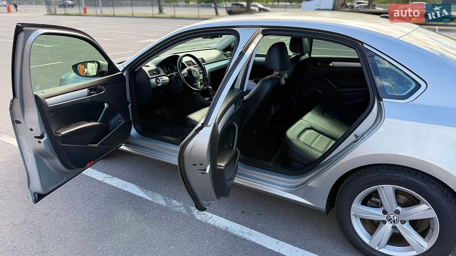 2011 Volkswagen Passat - мініатюра 16