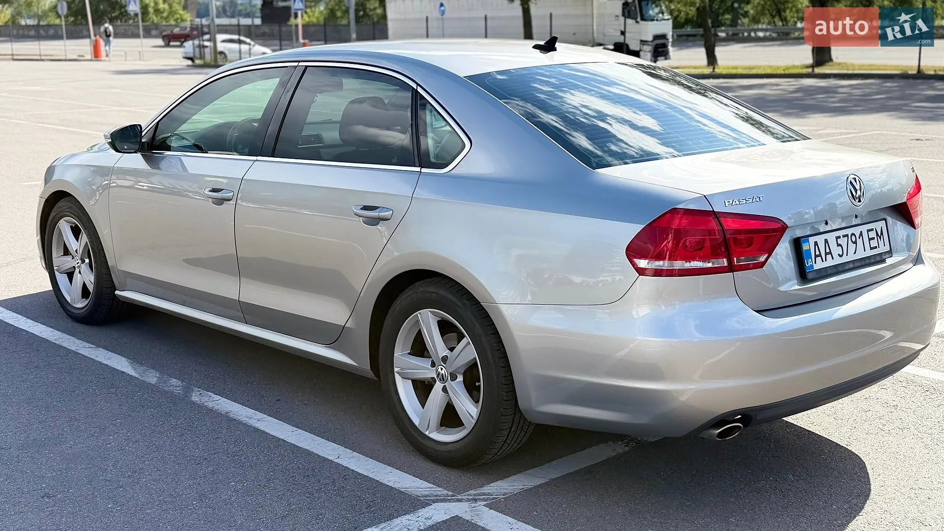 2011 Volkswagen Passat - мініатюра 7