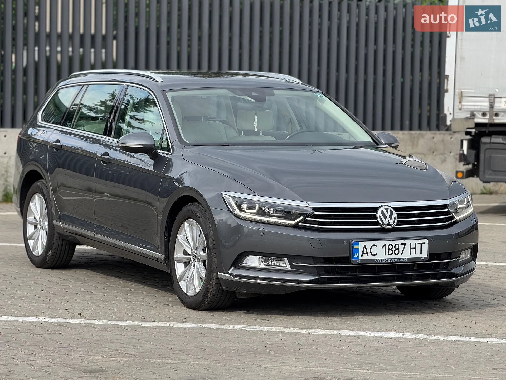 2017 Volkswagen Passat - мініатюра 5