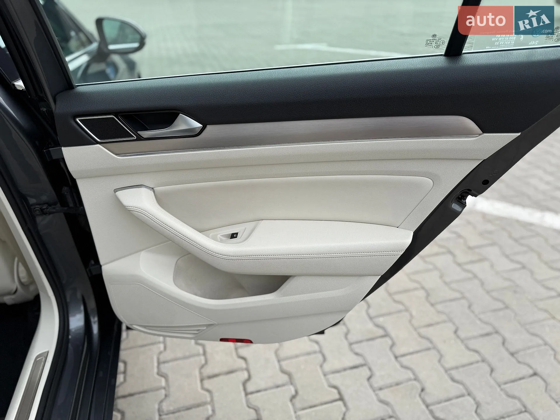 2017 Volkswagen Passat - мініатюра 34