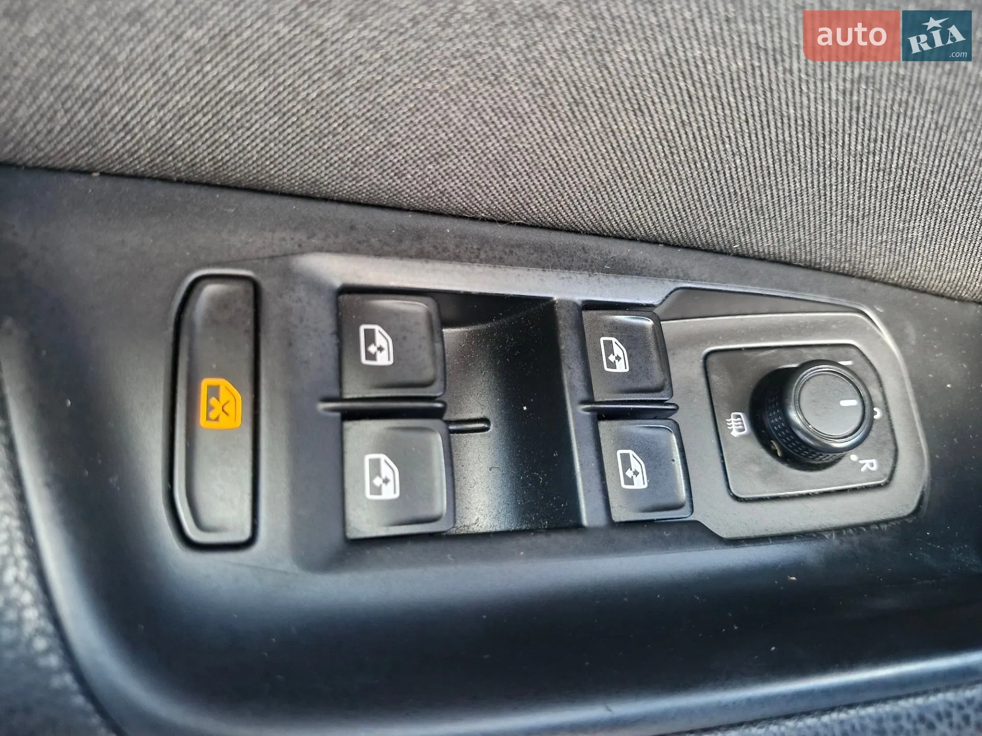 Volkswagen Passat 2015 VIN WVWZZZ3CZGE008232 фото оголошення 30 з 57