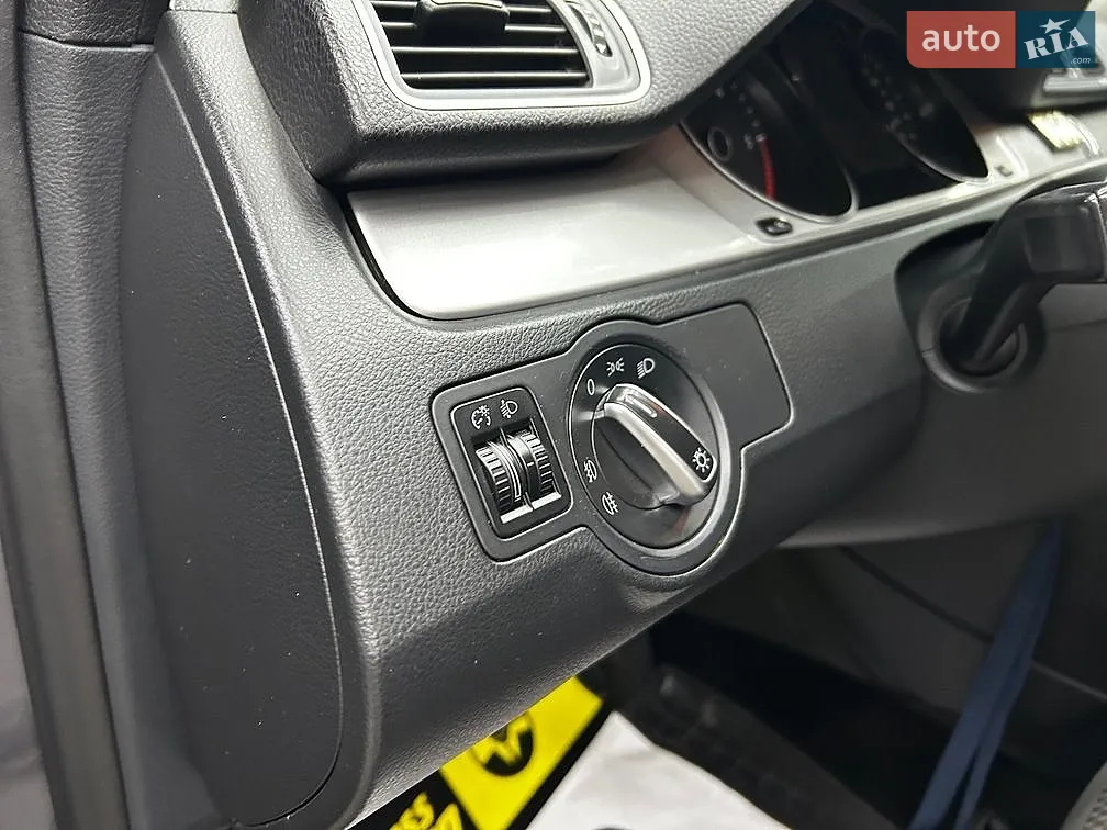 2011 Volkswagen Passat - мініатюра 14
