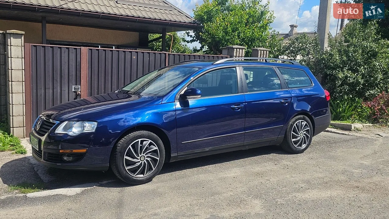 2010 Volkswagen Passat - мініатюра 26