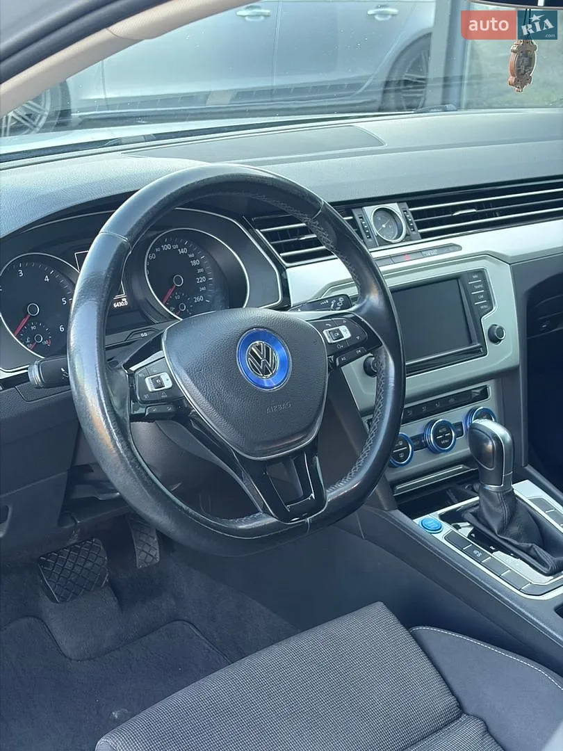 2015 Volkswagen Passat - мініатюра 14