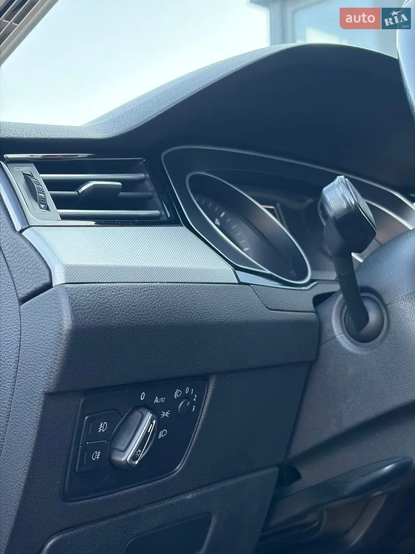 2015 Volkswagen Passat - мініатюра 16