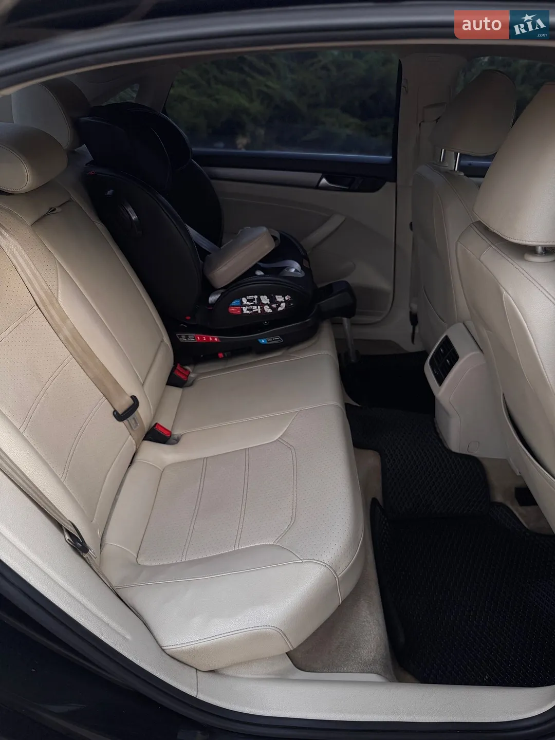 2013 Volkswagen Passat - мініатюра 6