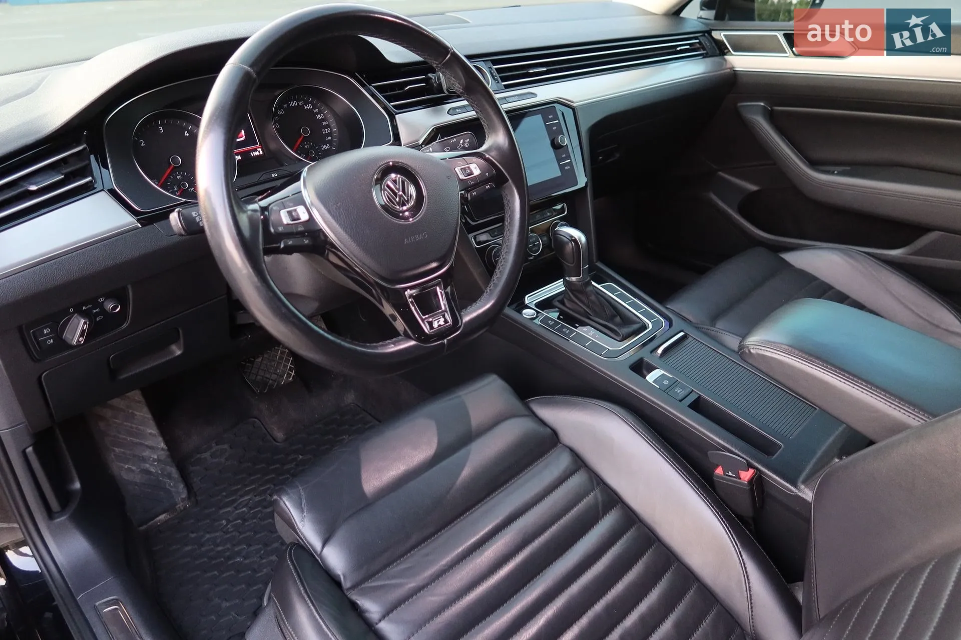 2017 Volkswagen Passat - мініатюра 32