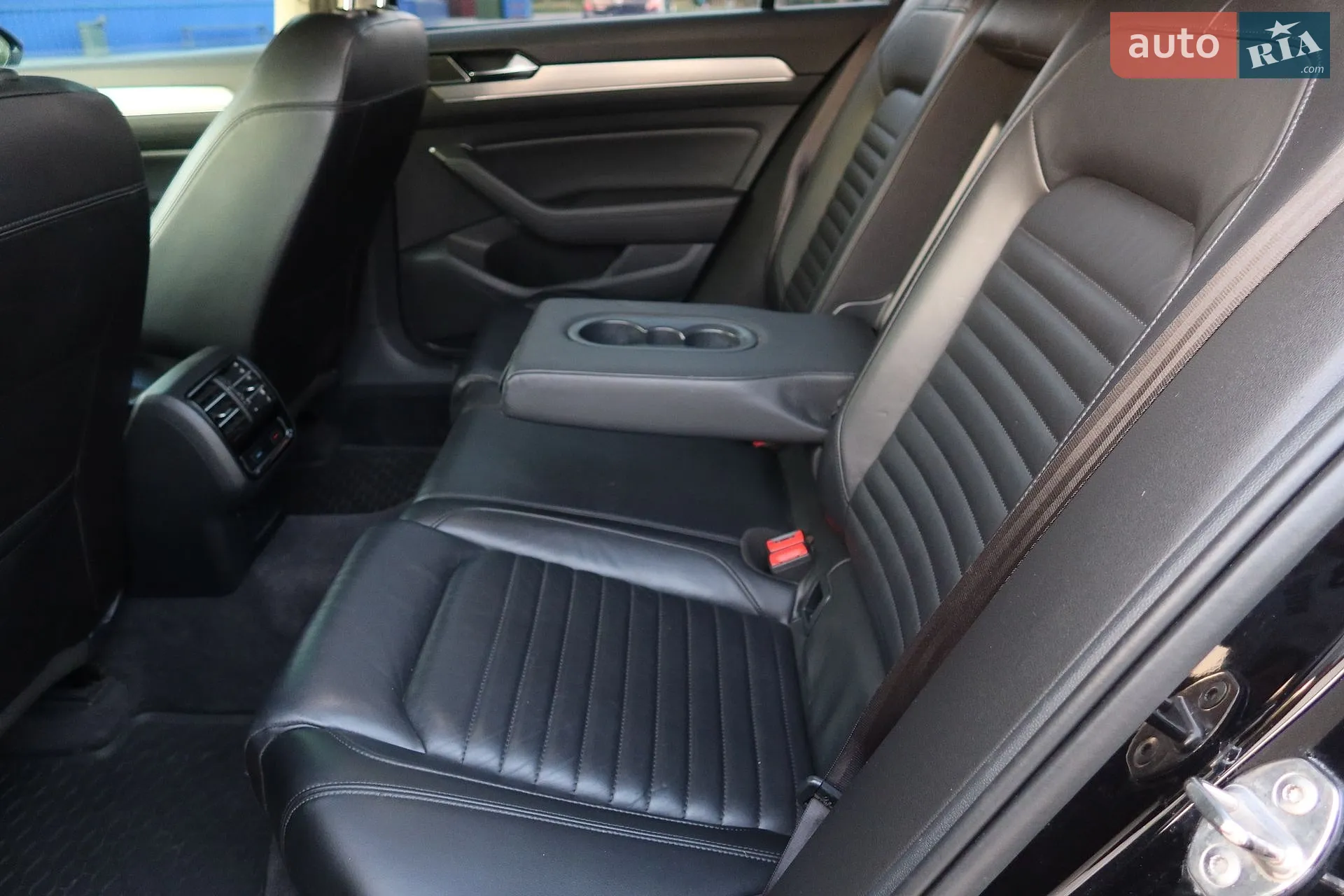 2017 Volkswagen Passat - мініатюра 43