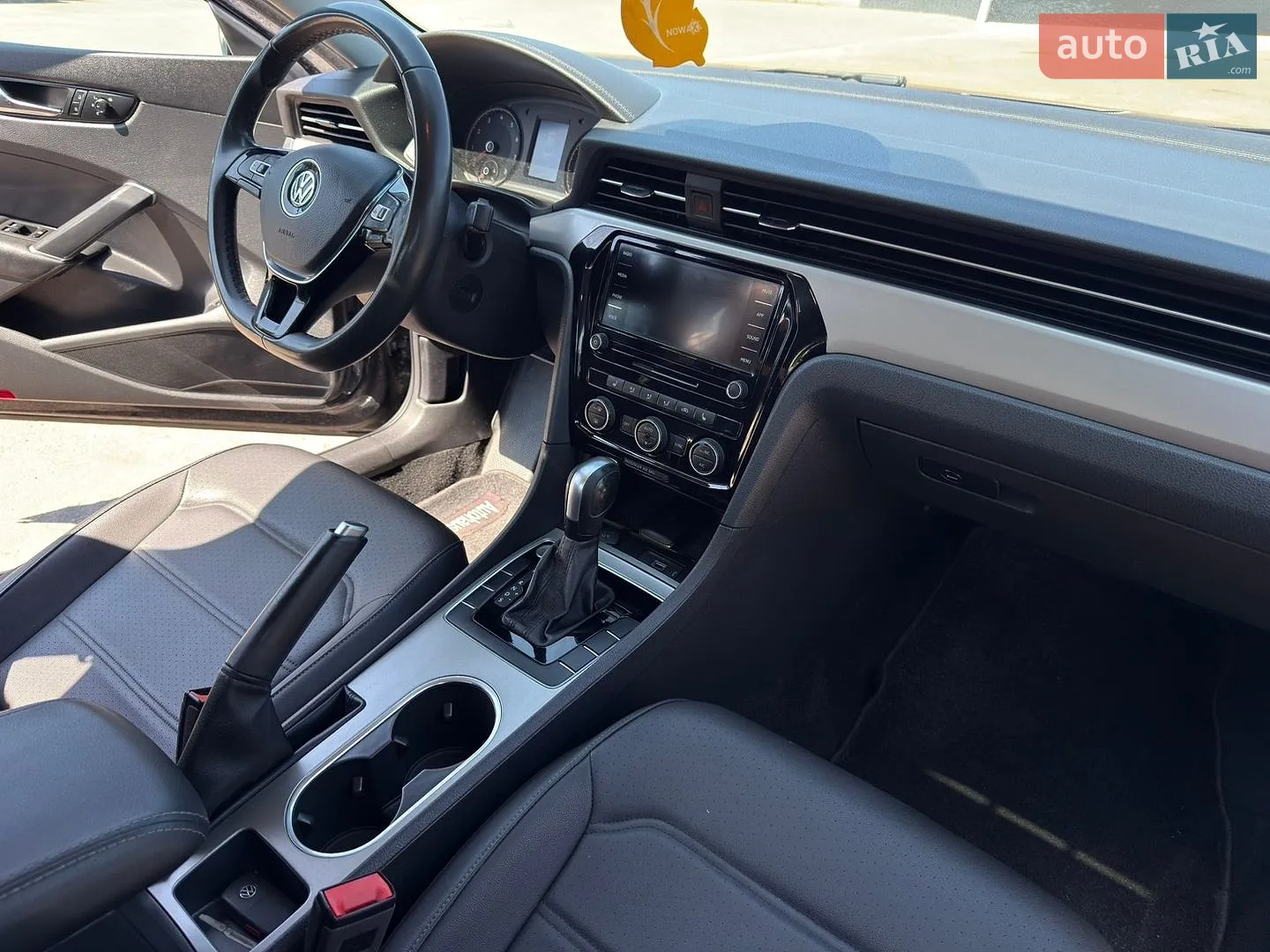 2021 Volkswagen Passat - мініатюра 14