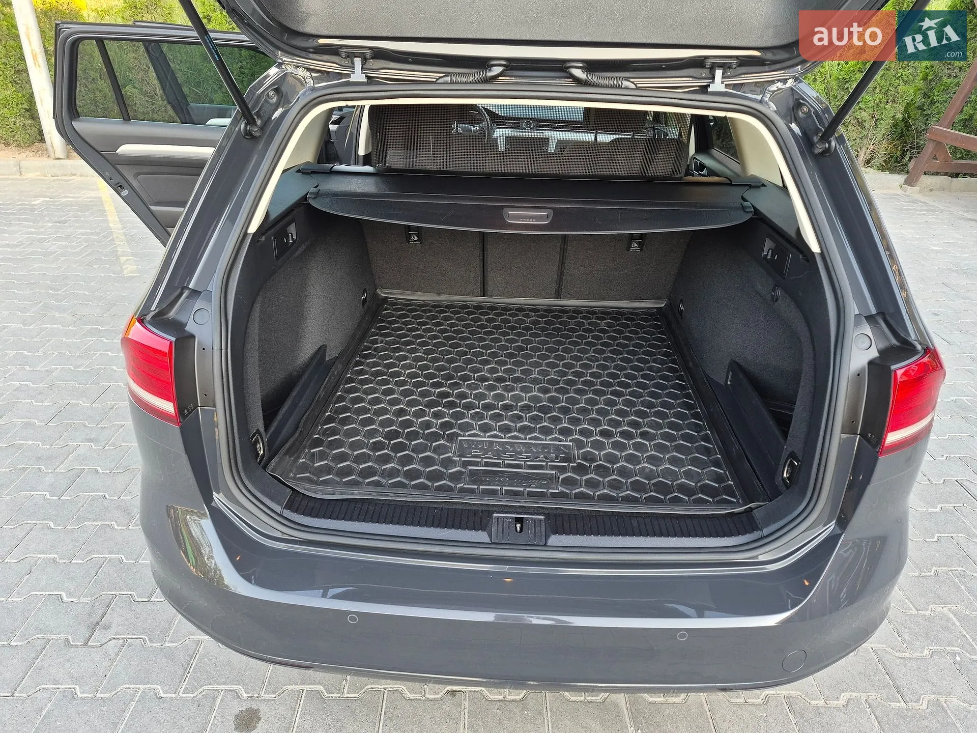 2017 Volkswagen Passat - мініатюра 25