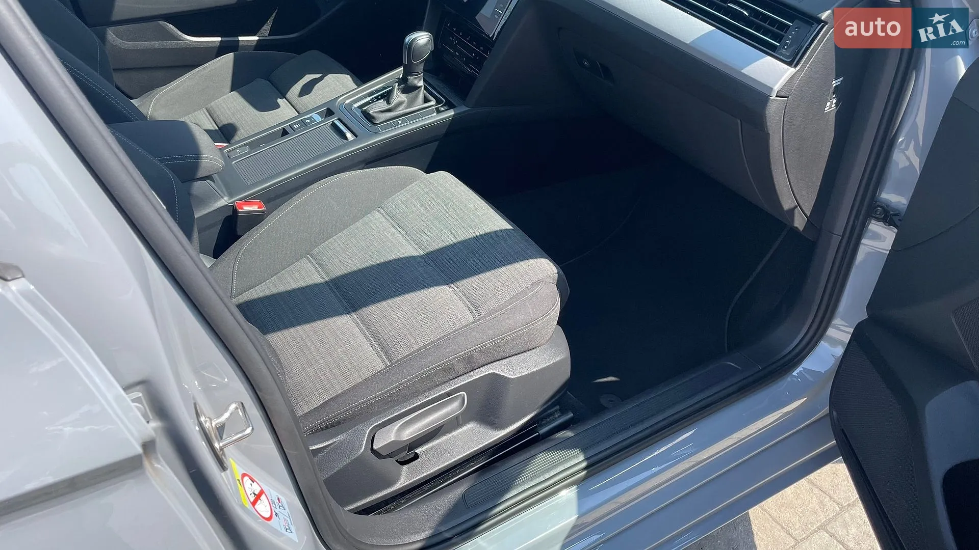 2021 Volkswagen Passat - мініатюра 20