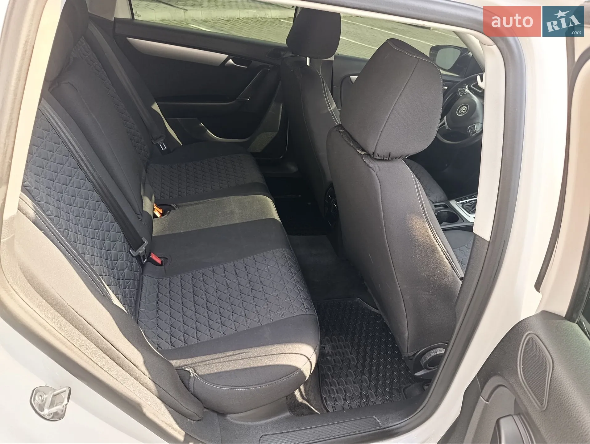 2014 Volkswagen Passat - мініатюра 13