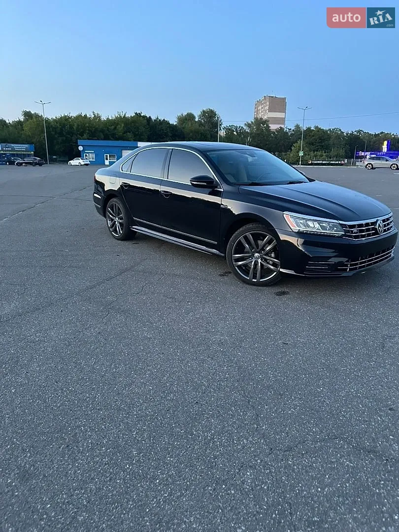 2018 Volkswagen Passat - мініатюра 2