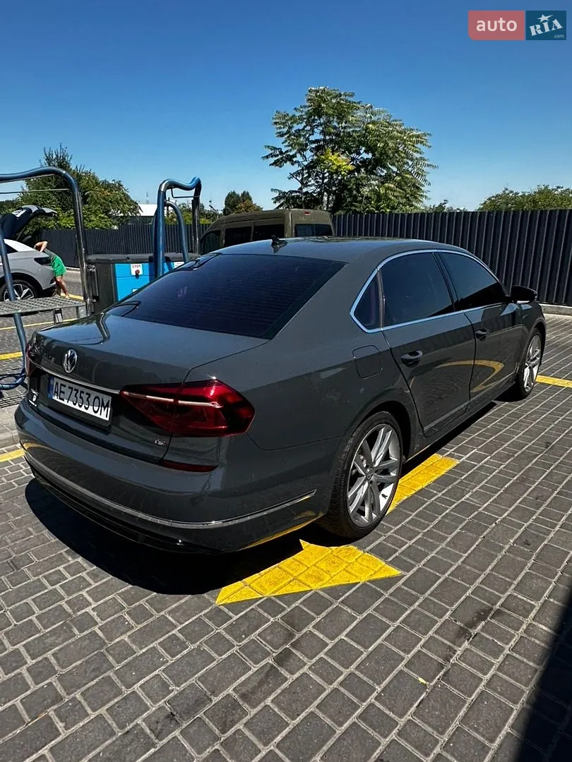 2017 Volkswagen Passat - мініатюра 8