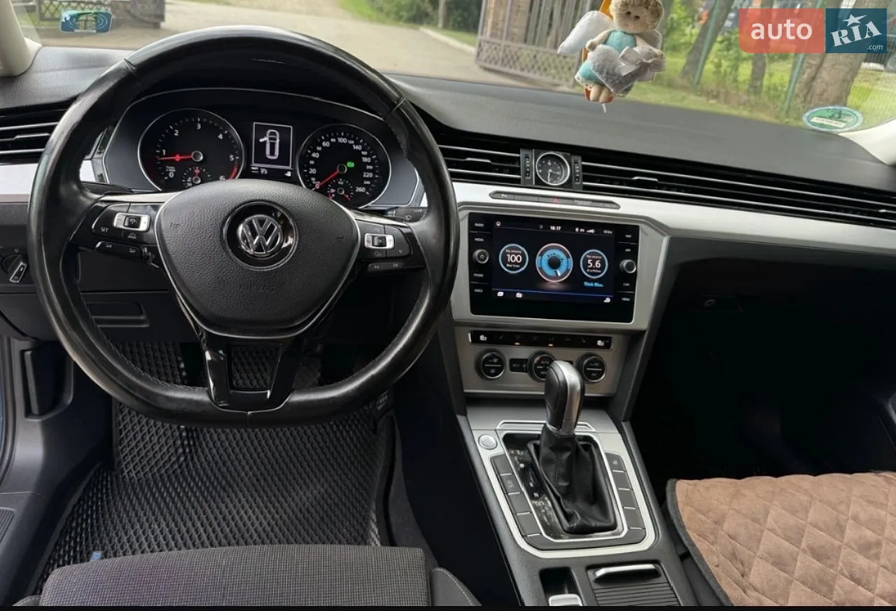 2018 Volkswagen Passat - мініатюра 31