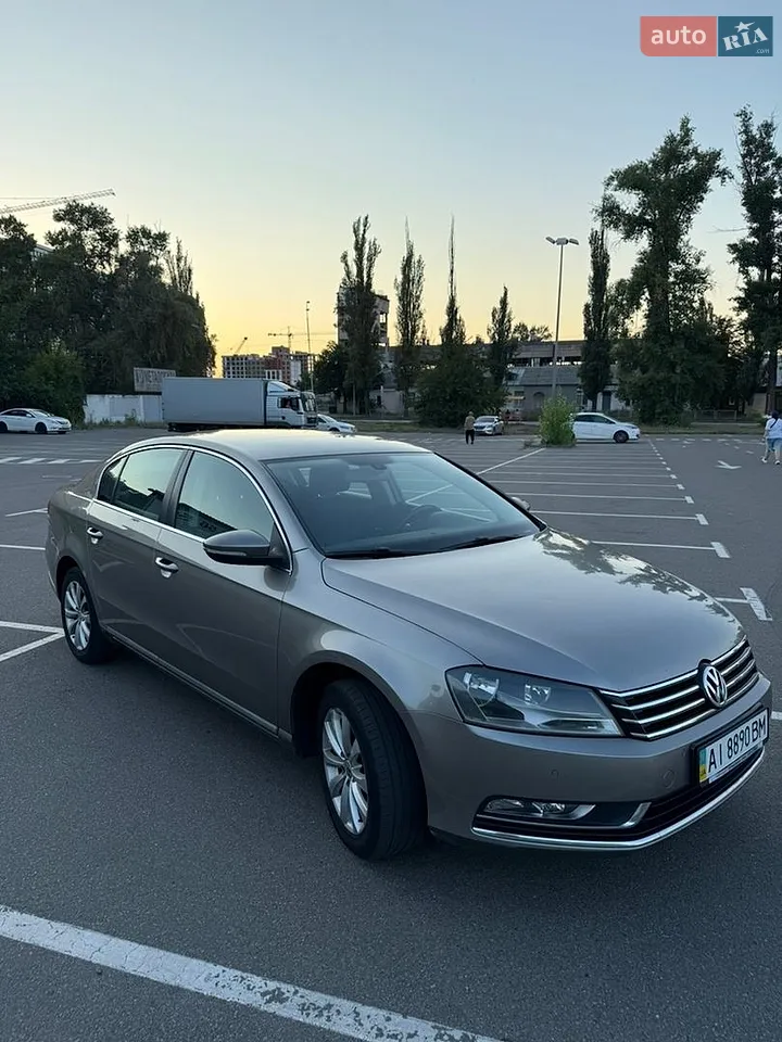 2012 Volkswagen Passat - мініатюра 14