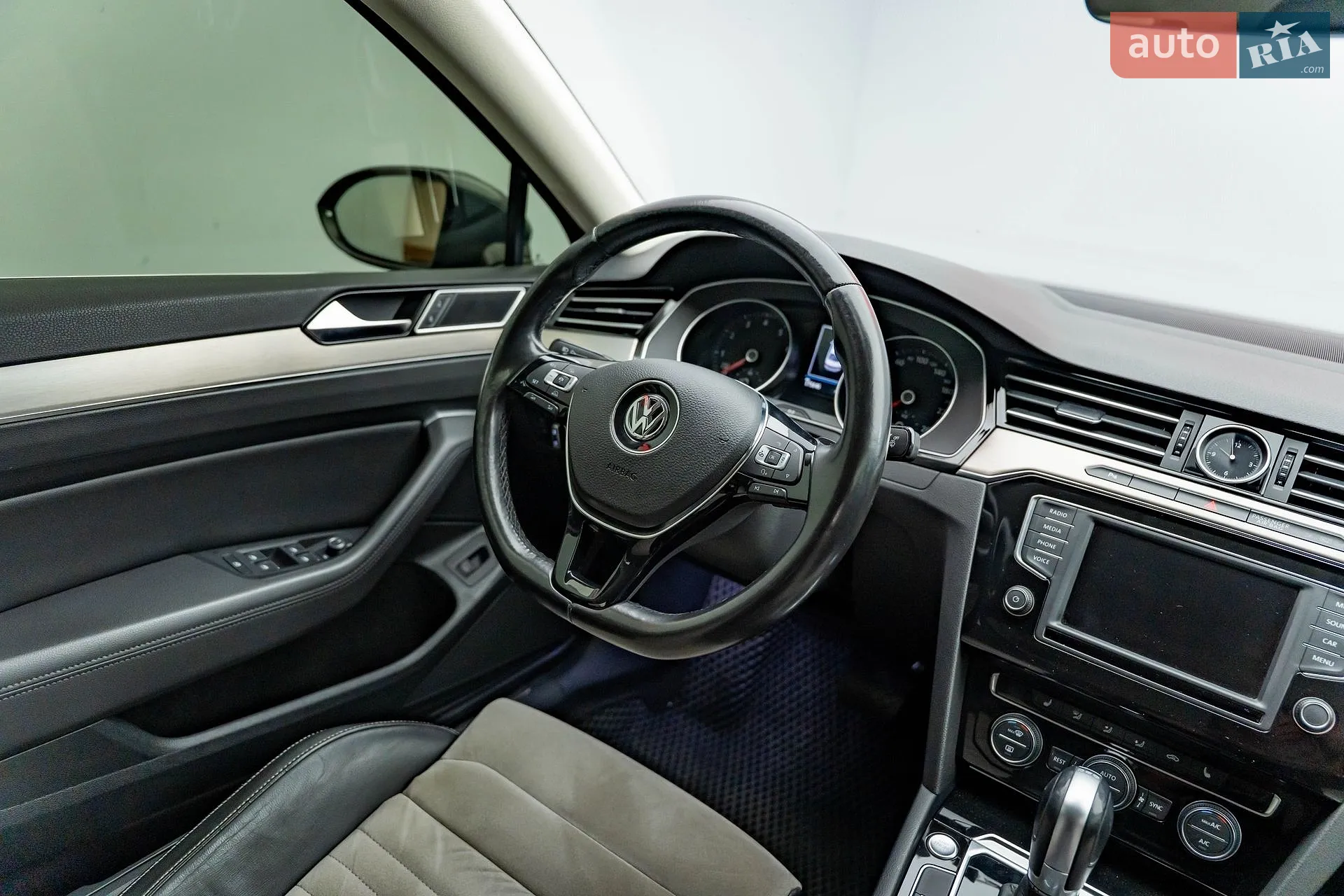 2016 Volkswagen Passat - мініатюра 12