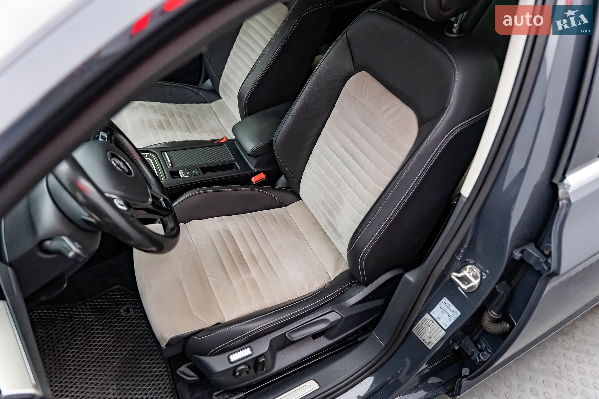 2016 Volkswagen Passat - мініатюра 9
