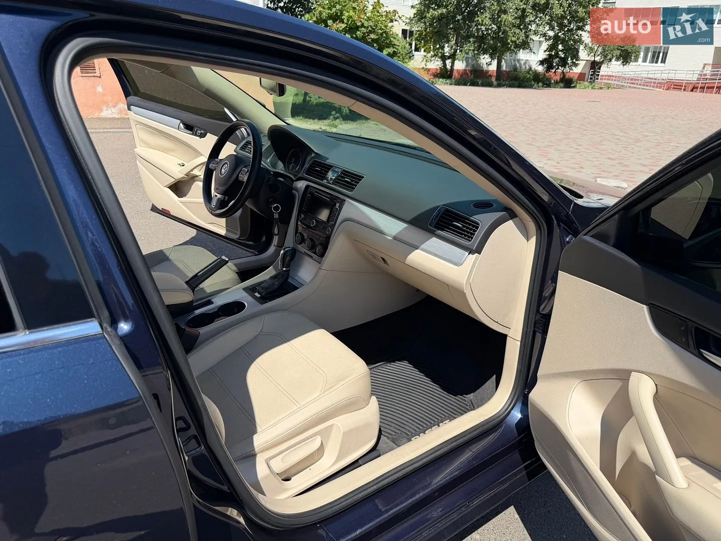 2013 Volkswagen Passat - мініатюра 13