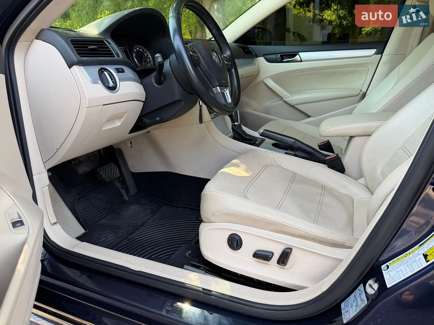 2013 Volkswagen Passat - мініатюра 15