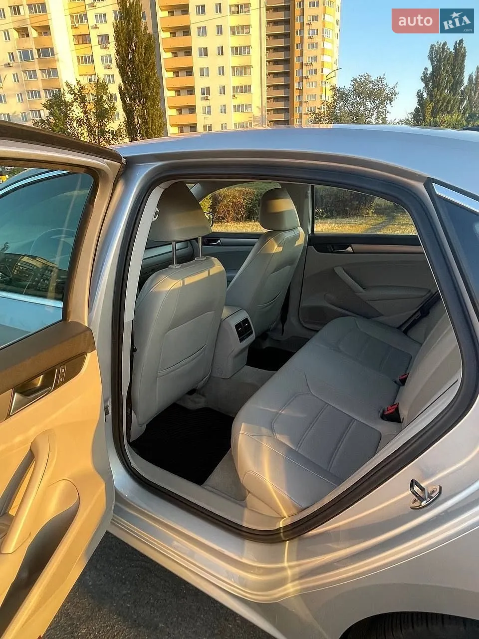 2013 Volkswagen Passat - мініатюра 15