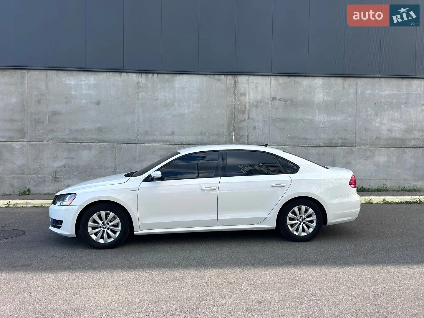 2014 Volkswagen Passat - мініатюра 3