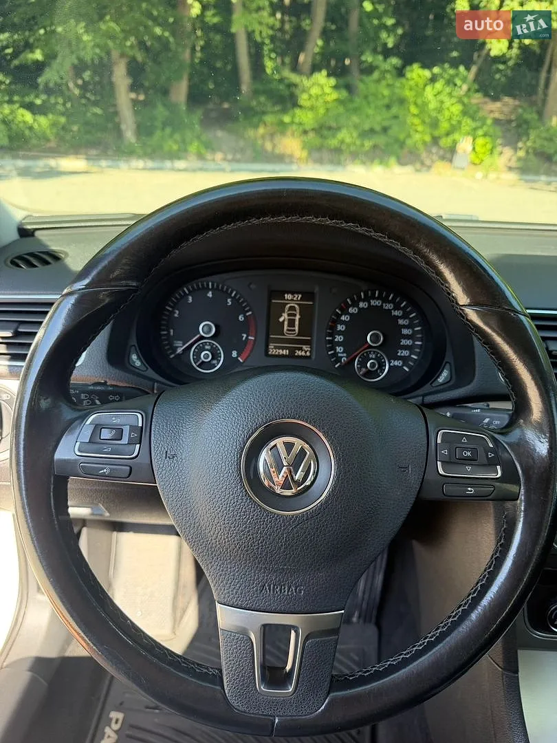 2014 Volkswagen Passat - мініатюра 9