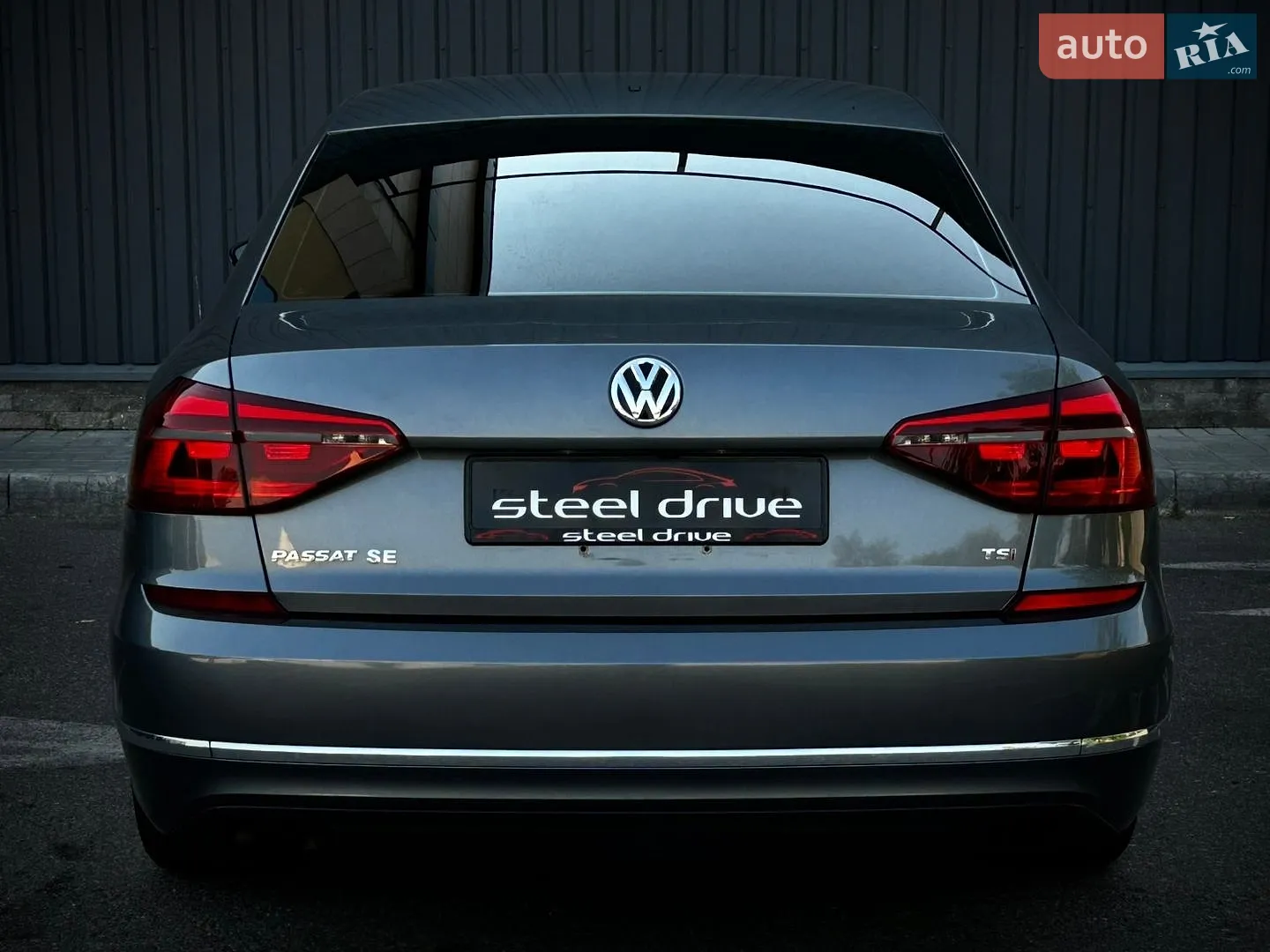 2018 Volkswagen Passat - мініатюра 4