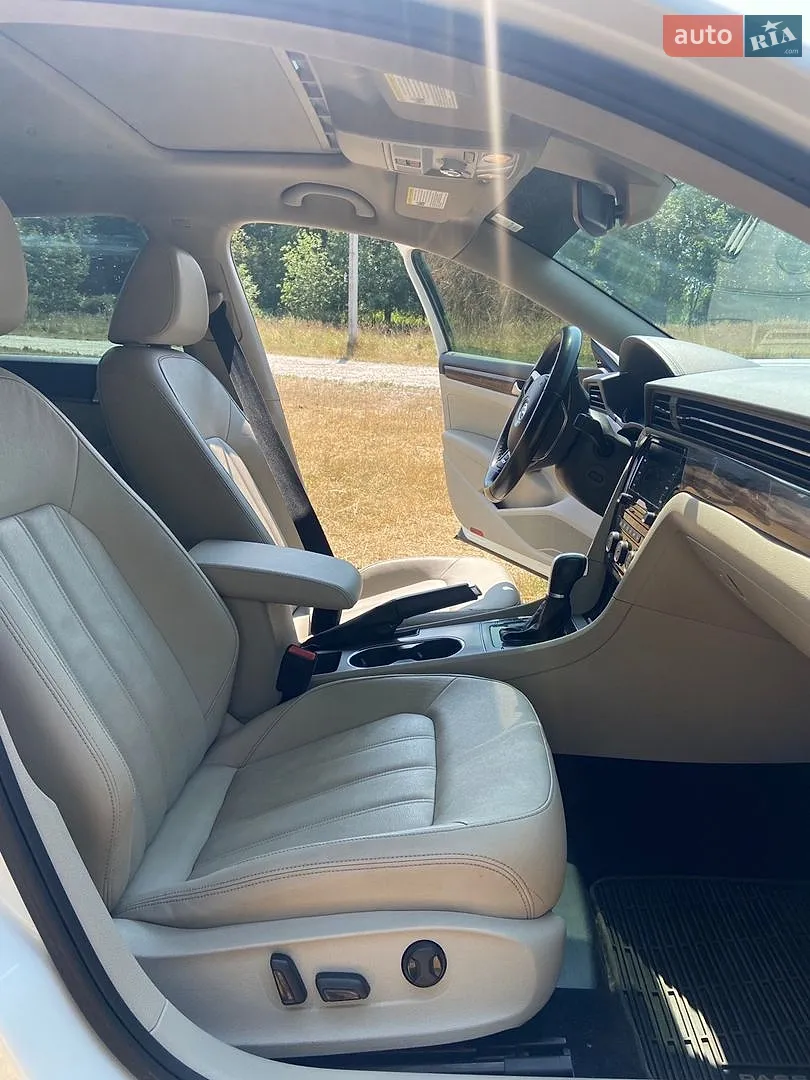 2020 Volkswagen Passat - мініатюра 12