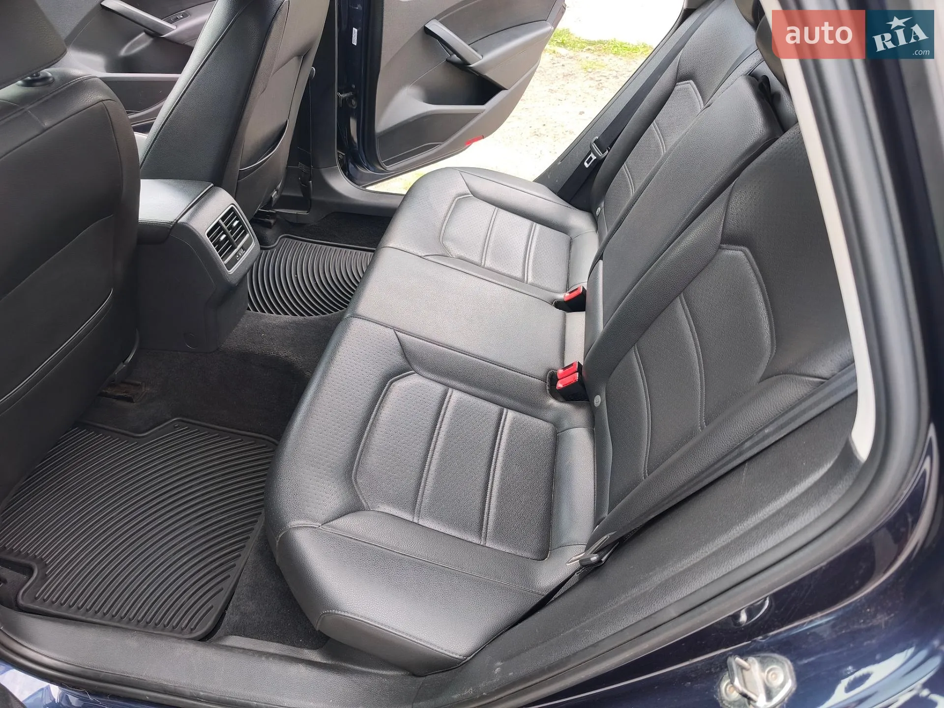2013 Volkswagen Passat - мініатюра 25