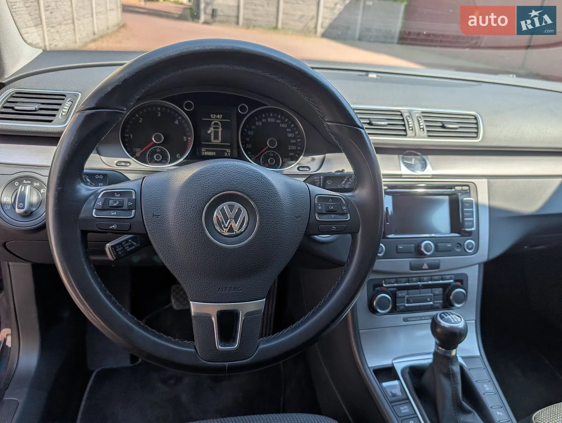 2011 Volkswagen Passat - мініатюра 27