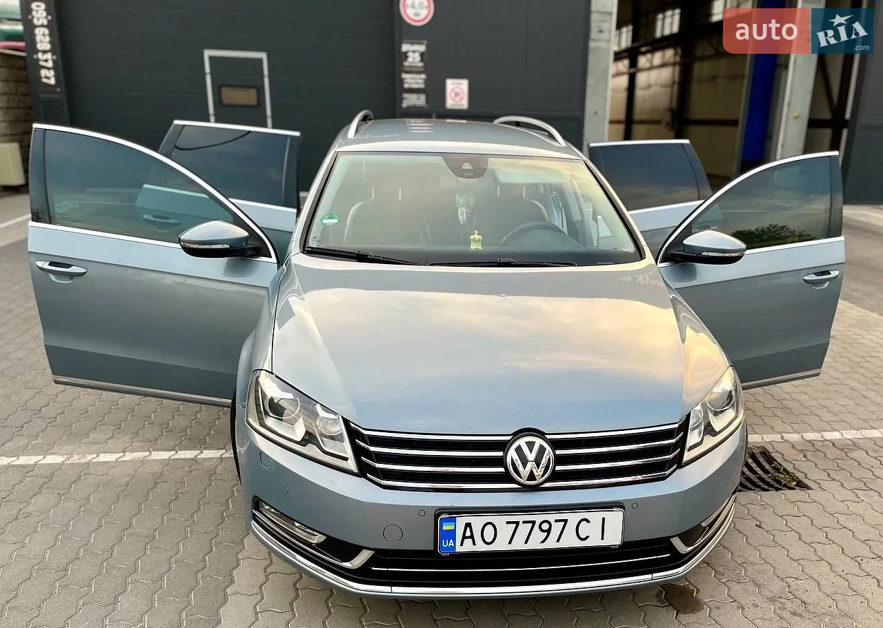 2011 Volkswagen Passat - мініатюра 3