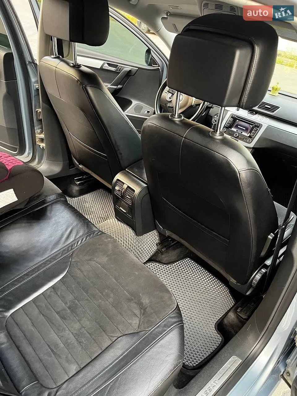 2011 Volkswagen Passat - мініатюра 8