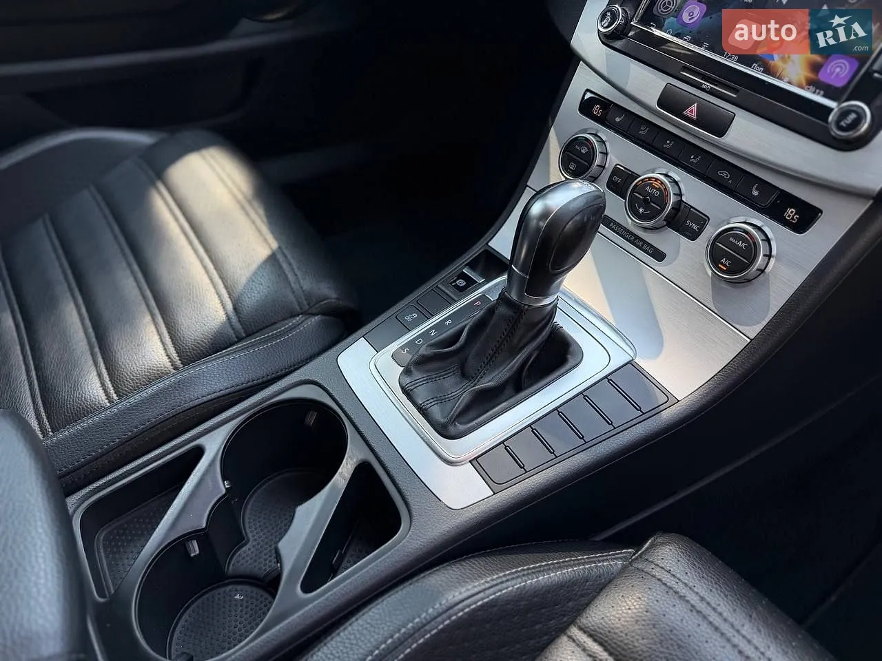 2012 Volkswagen Passat - мініатюра 25