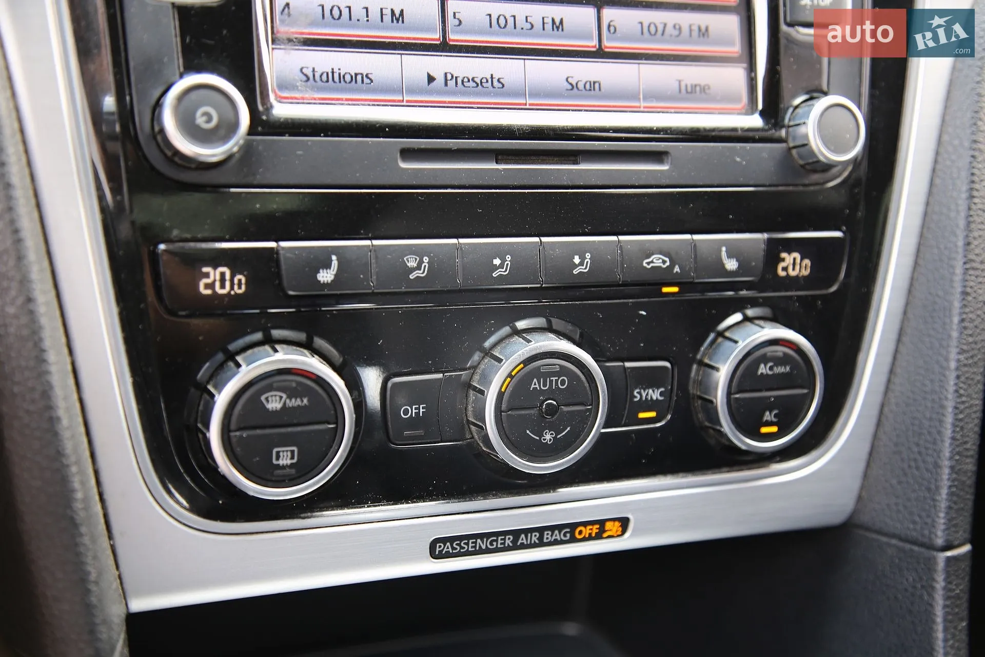 2011 Volkswagen Passat - мініатюра 17