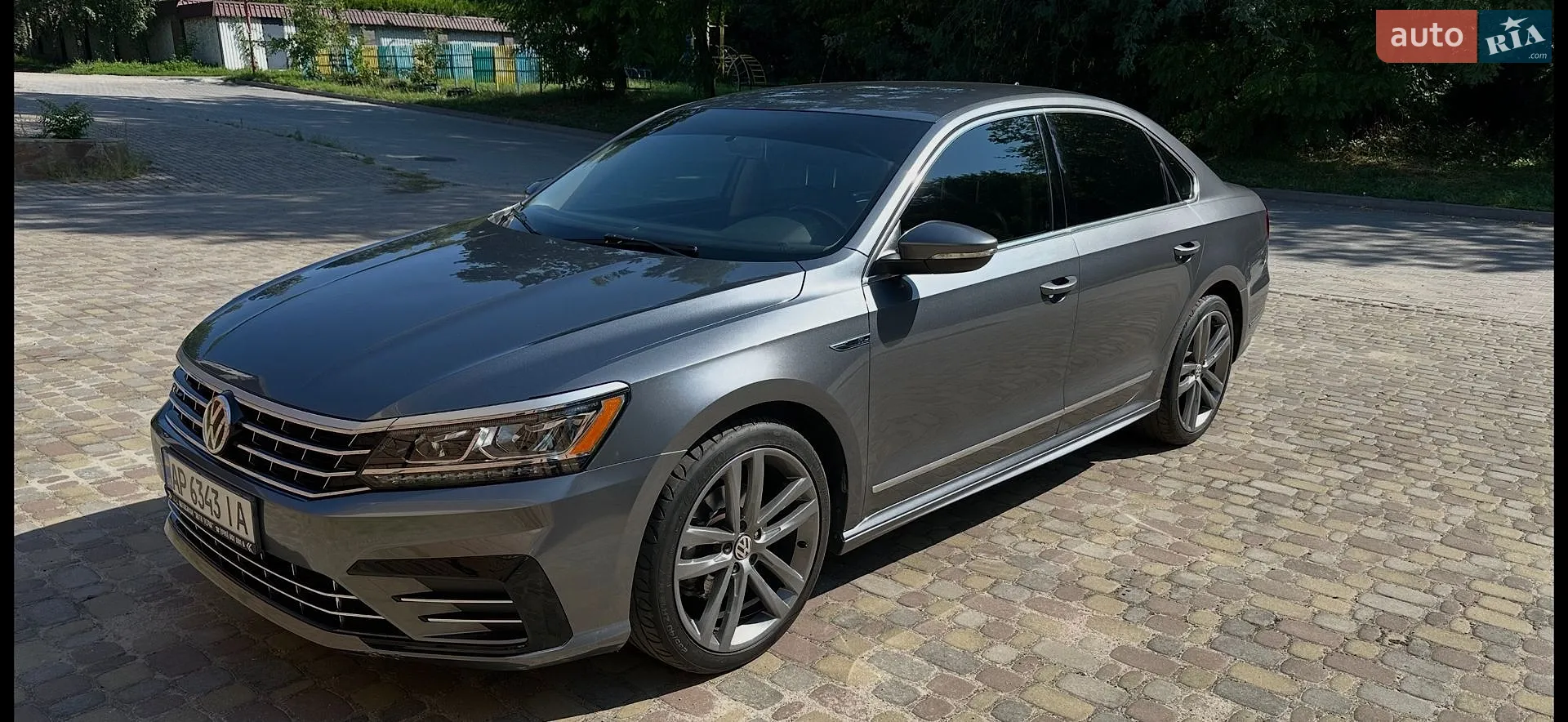 2017 Volkswagen Passat - фото 1