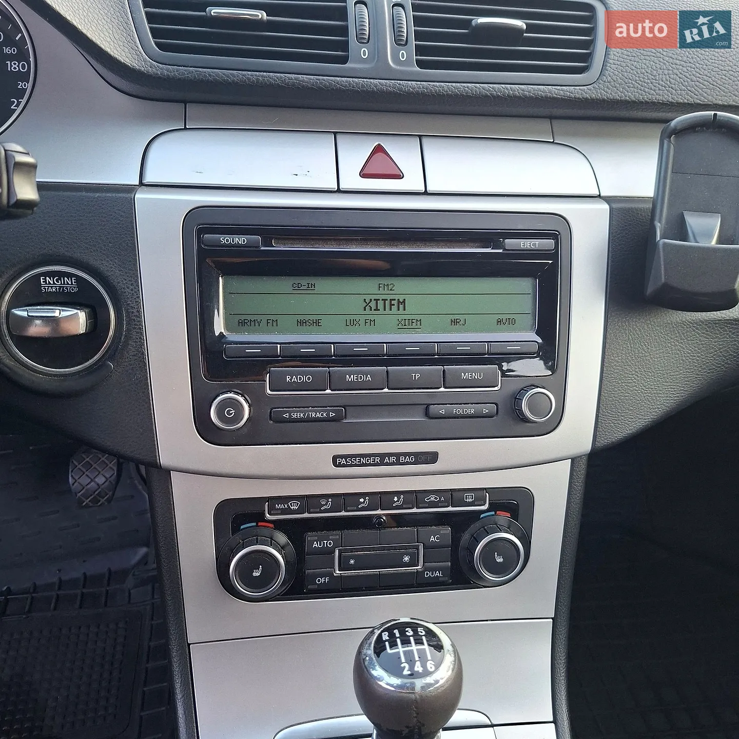 2010 Volkswagen Passat - мініатюра 18