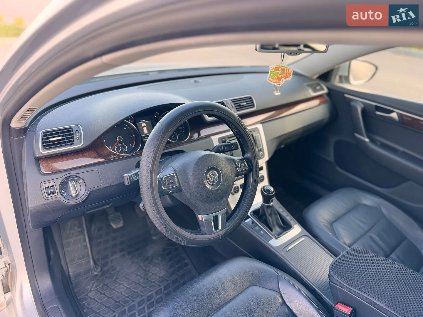 2014 Volkswagen Passat - мініатюра 45