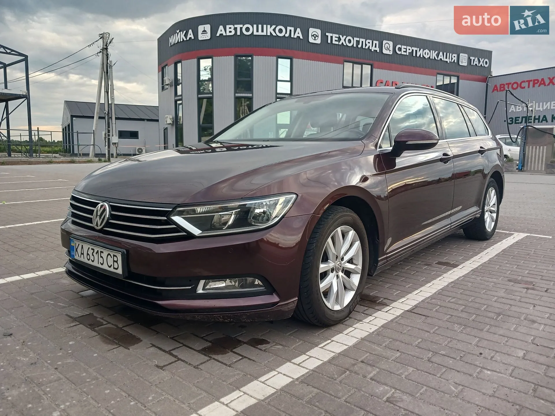 2016 Volkswagen Passat - мініатюра 2