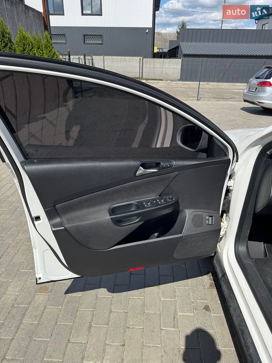 2010 Volkswagen Passat - мініатюра 14