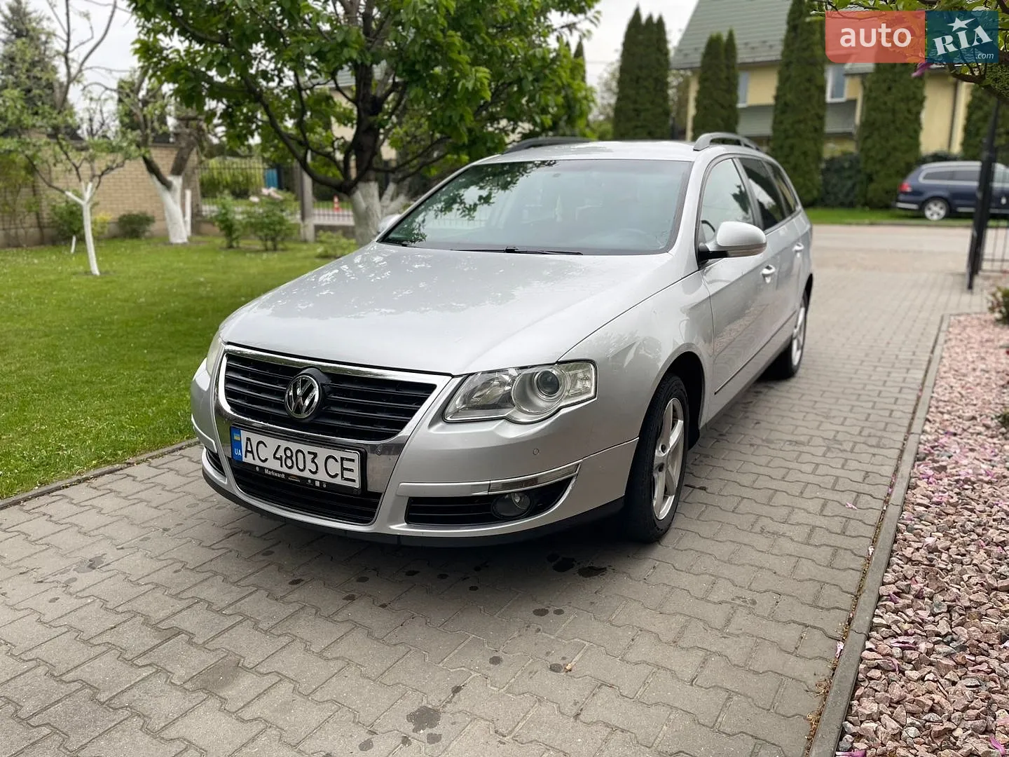 2010 Volkswagen Passat - мініатюра 3
