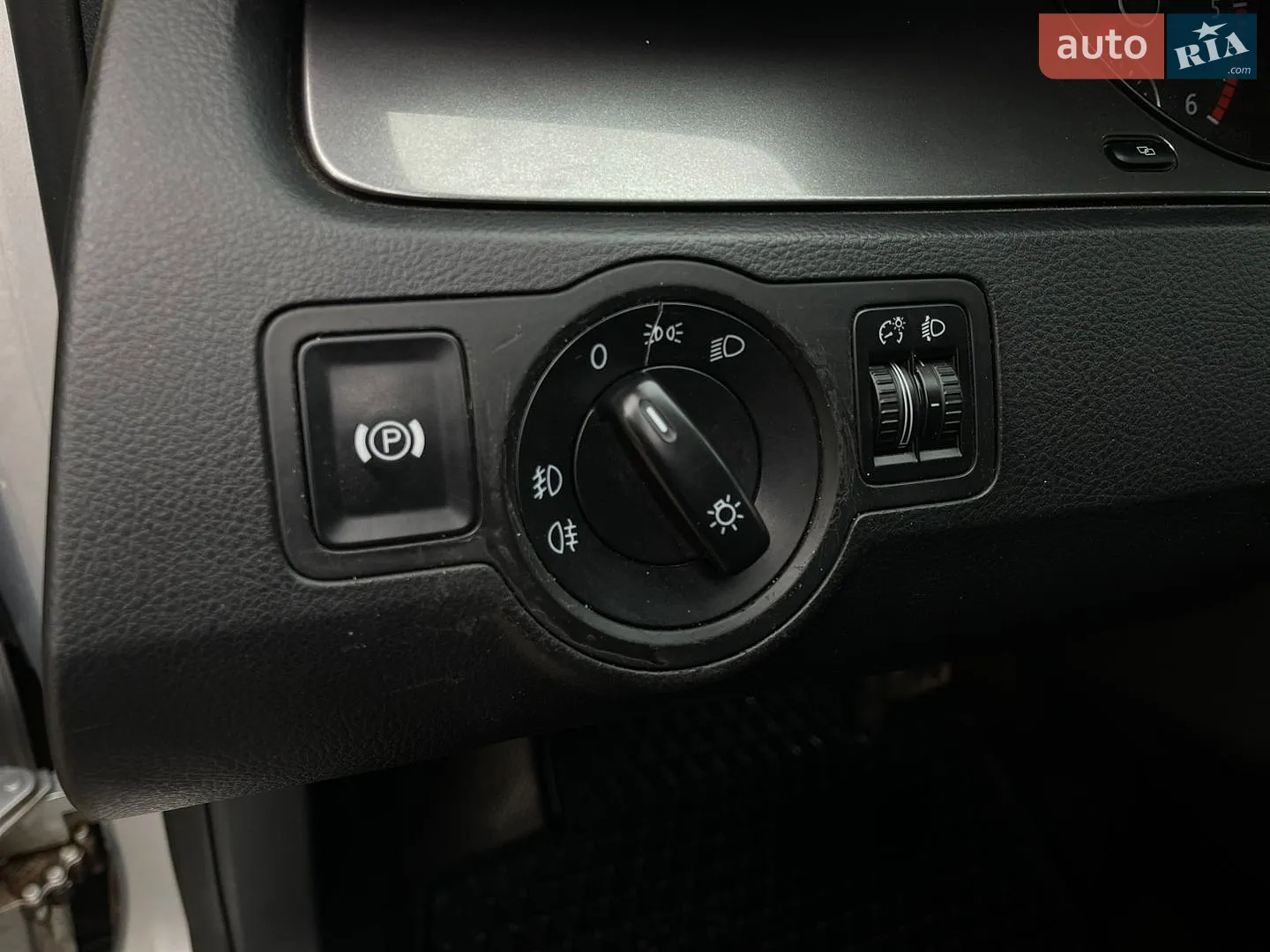 2010 Volkswagen Passat - мініатюра 30