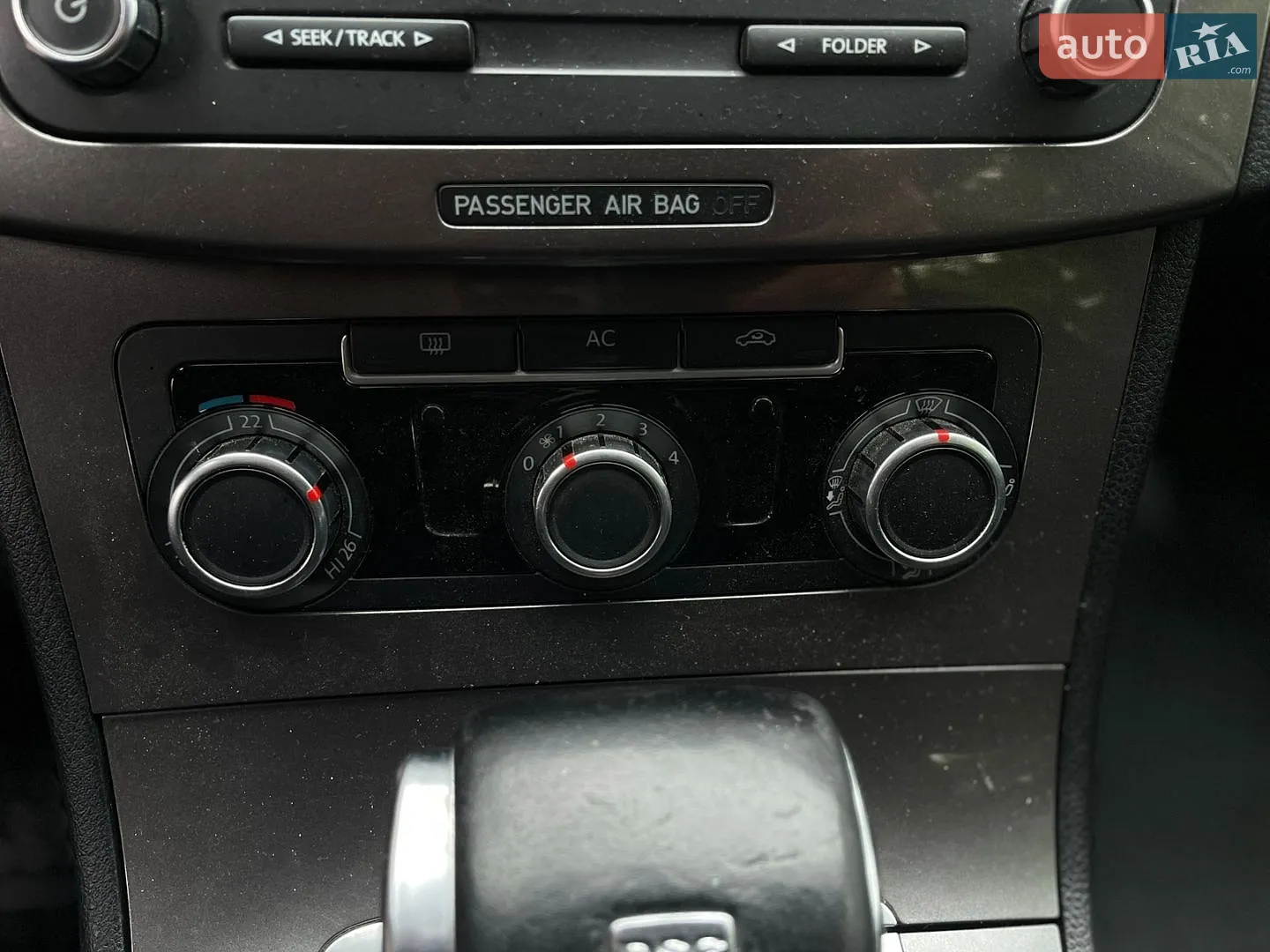 2010 Volkswagen Passat - мініатюра 29