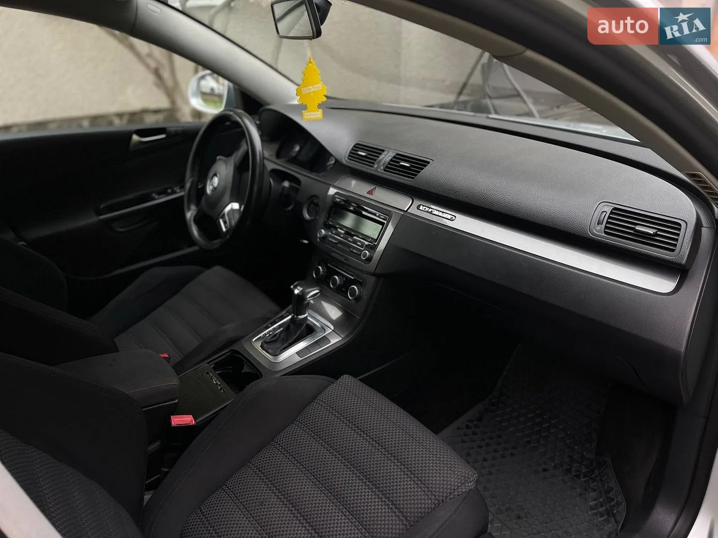 2010 Volkswagen Passat - мініатюра 24