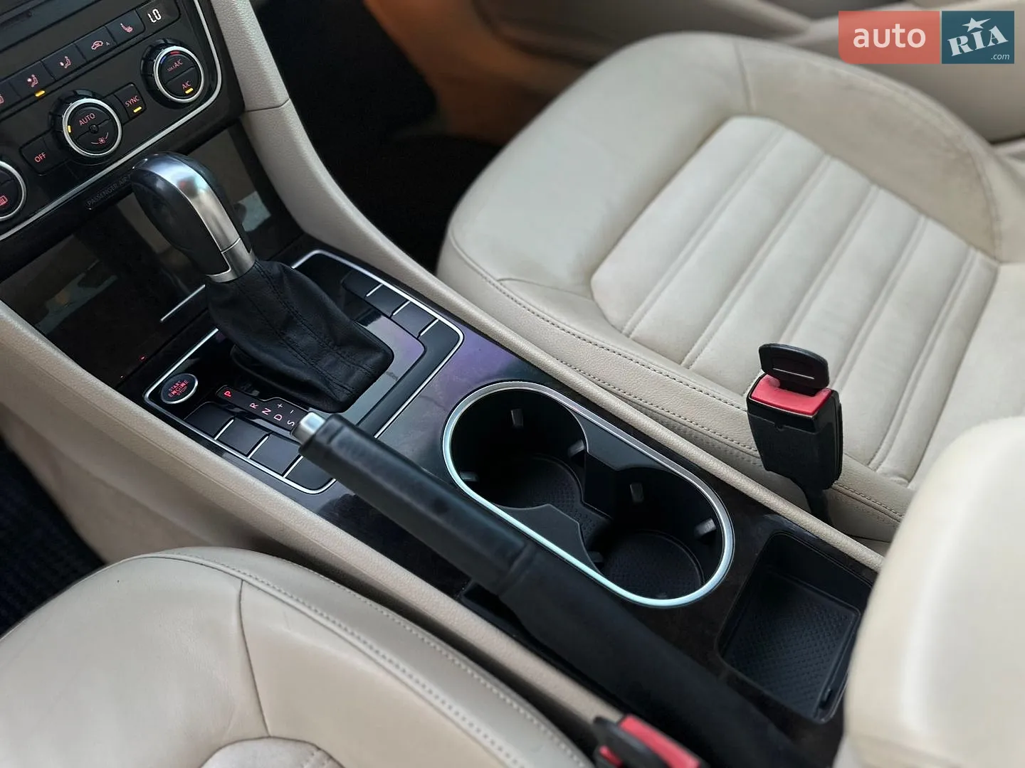 2014 Volkswagen Passat - мініатюра 23