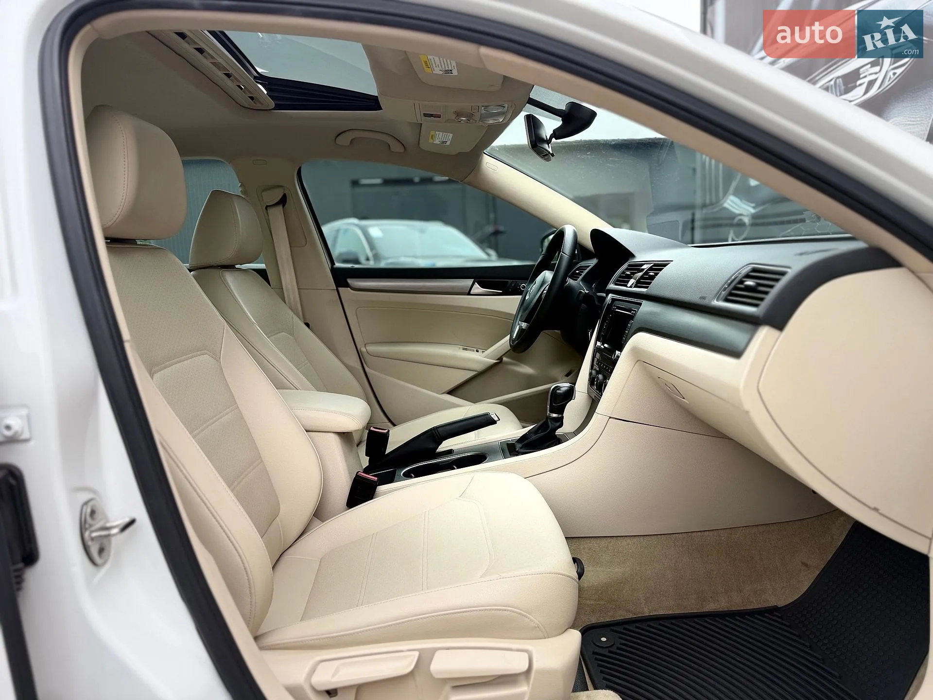 2014 Volkswagen Passat - мініатюра 31