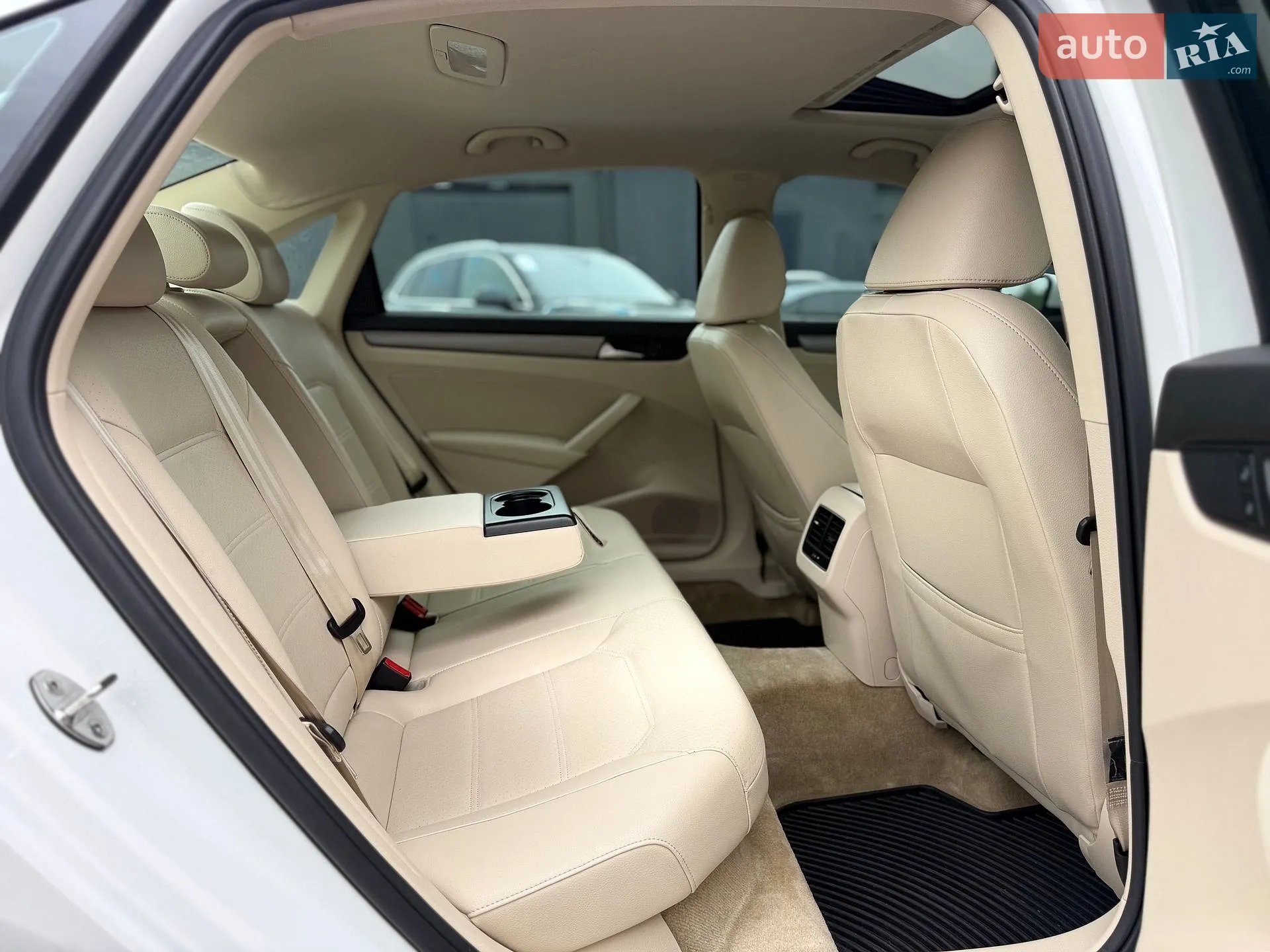 2014 Volkswagen Passat - мініатюра 35