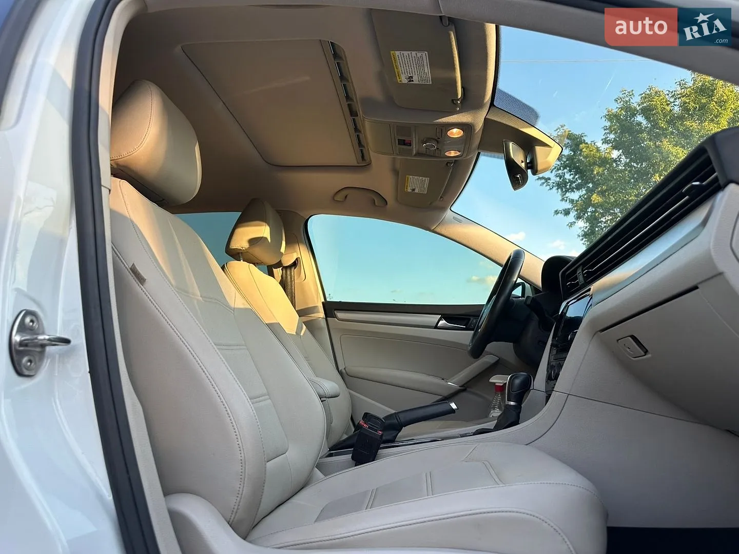 2020 Volkswagen Passat - мініатюра 32
